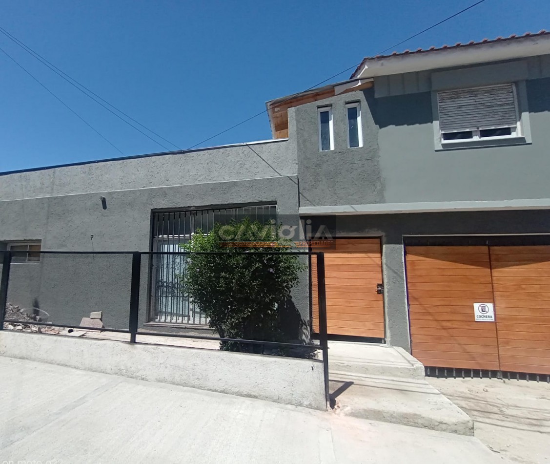 OPORTUNIDAD CASA EN VENTA PLENO CENTRO CARLOS PAZ