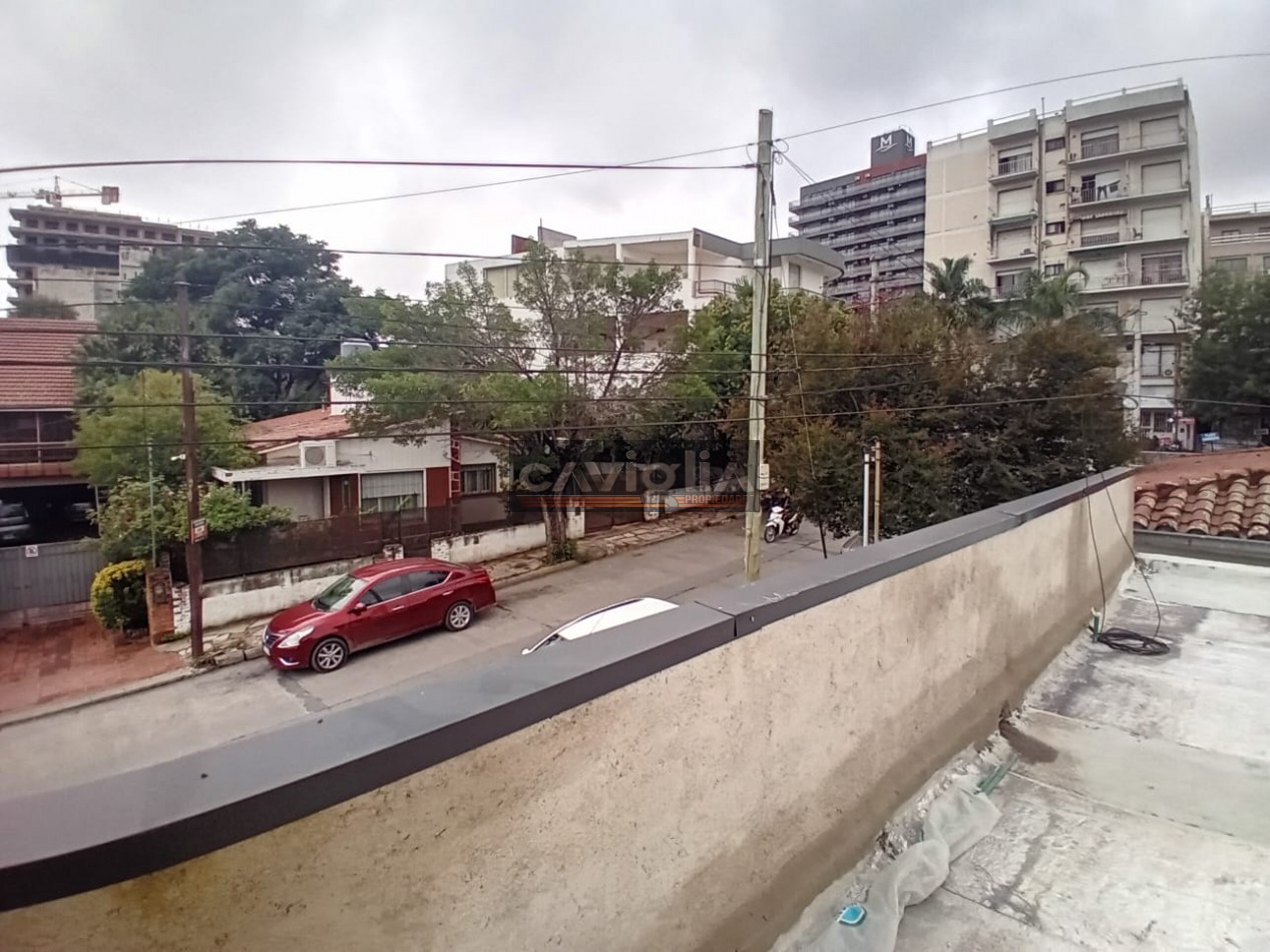 OPORTUNIDAD CASA EN VENTA PLENO CENTRO CARLOS PAZ