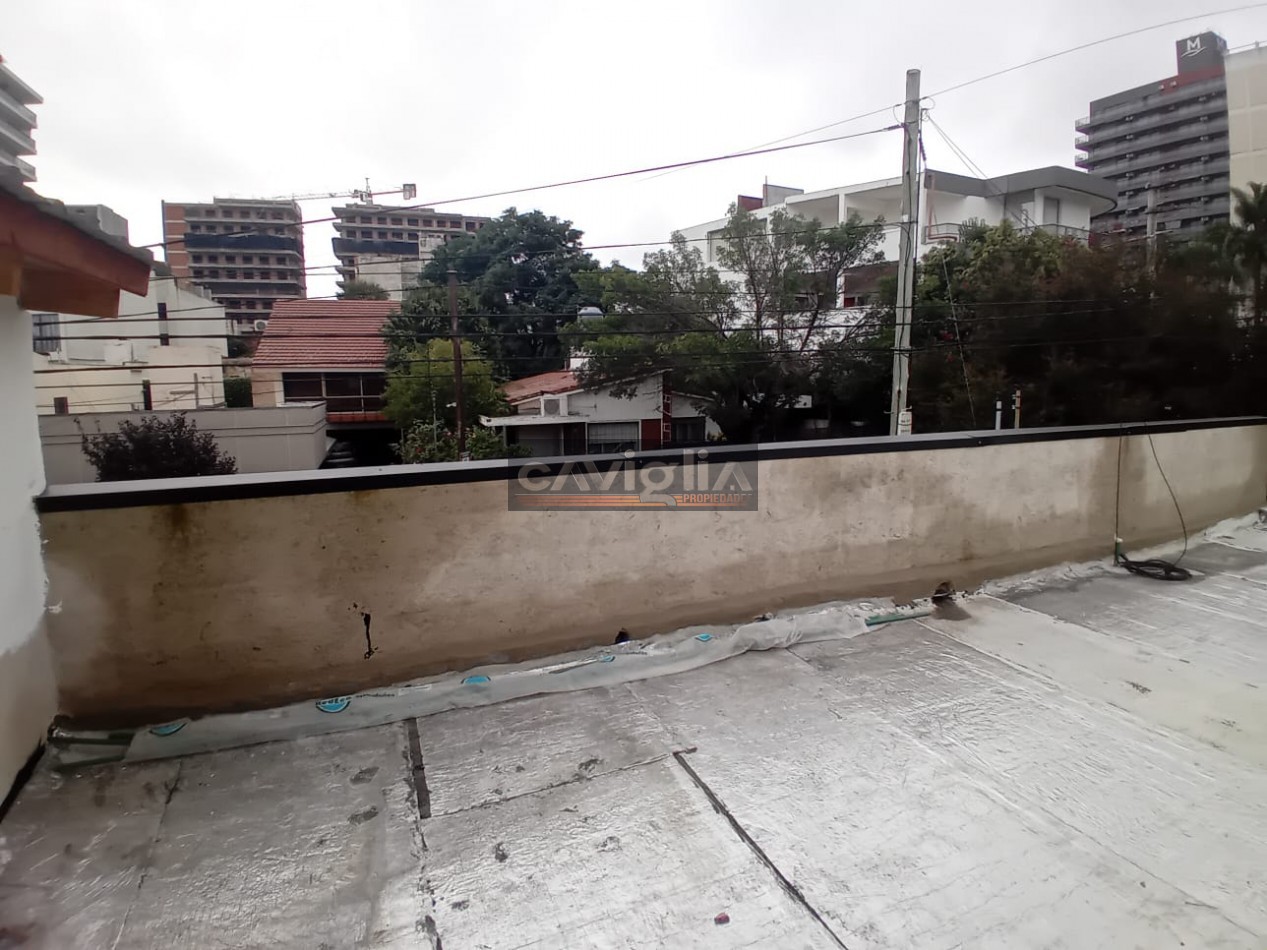 OPORTUNIDAD CASA EN VENTA PLENO CENTRO CARLOS PAZ