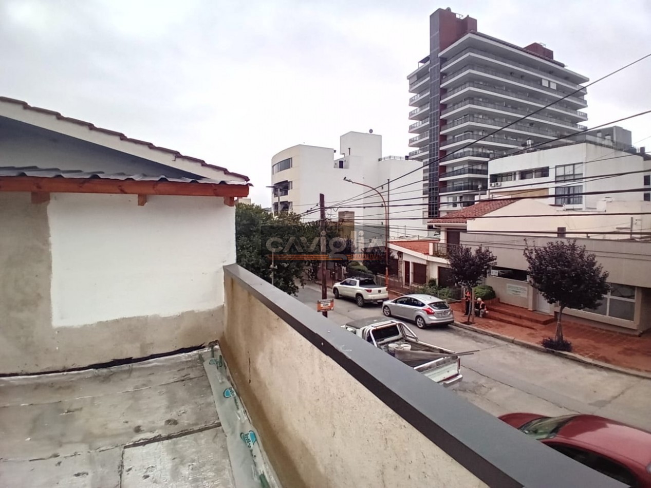 OPORTUNIDAD CASA EN VENTA PLENO CENTRO CARLOS PAZ