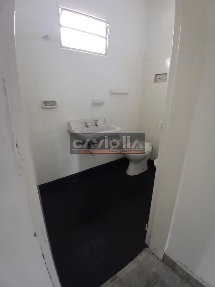 OPORTUNIDAD CASA EN VENTA PLENO CENTRO CARLOS PAZ