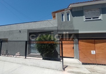 OPORTUNIDAD CASA EN VENTA PLENO CENTRO CARLOS PAZ